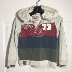 Pepe sweatshirt with hoodie.